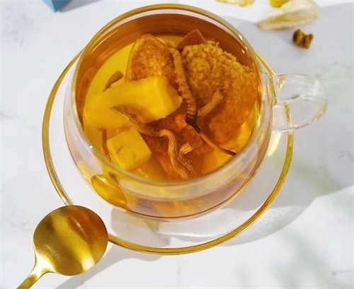 冬蟲(chóng)夏草營(yíng)養(yǎng)酒的制作方法 冬蟲(chóng)夏草怎么泡酒？